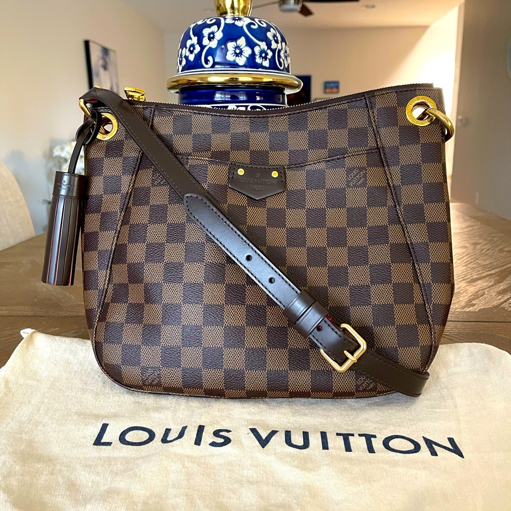 Louis Vuitton Crossbody